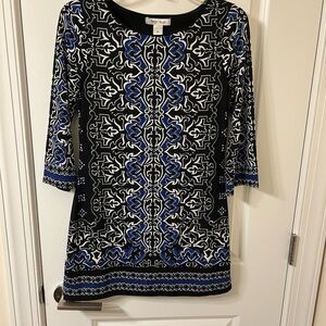 White House Black Market Graphic Black and Blue 3/4 Sleeve Dress